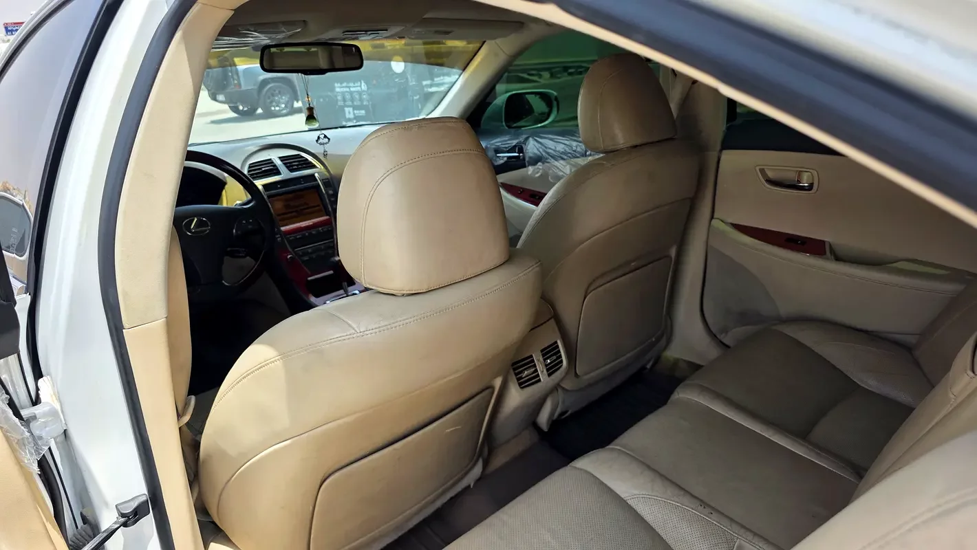 Lexus ES-Series