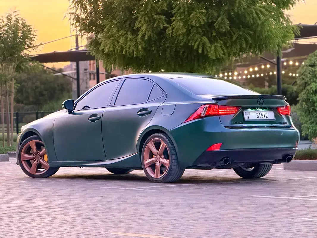Lexus IS-Series