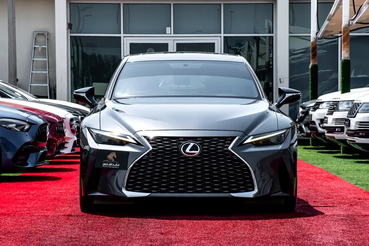 Lexus IS-Series