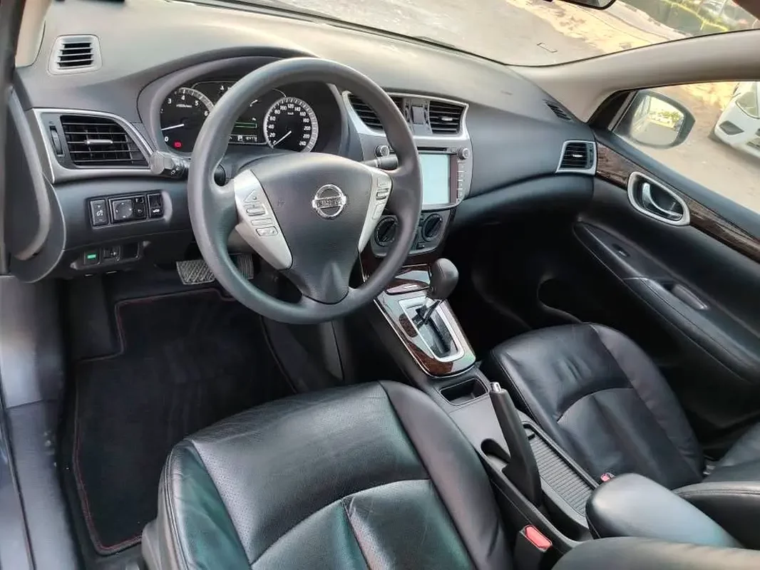 Nissan Sentra