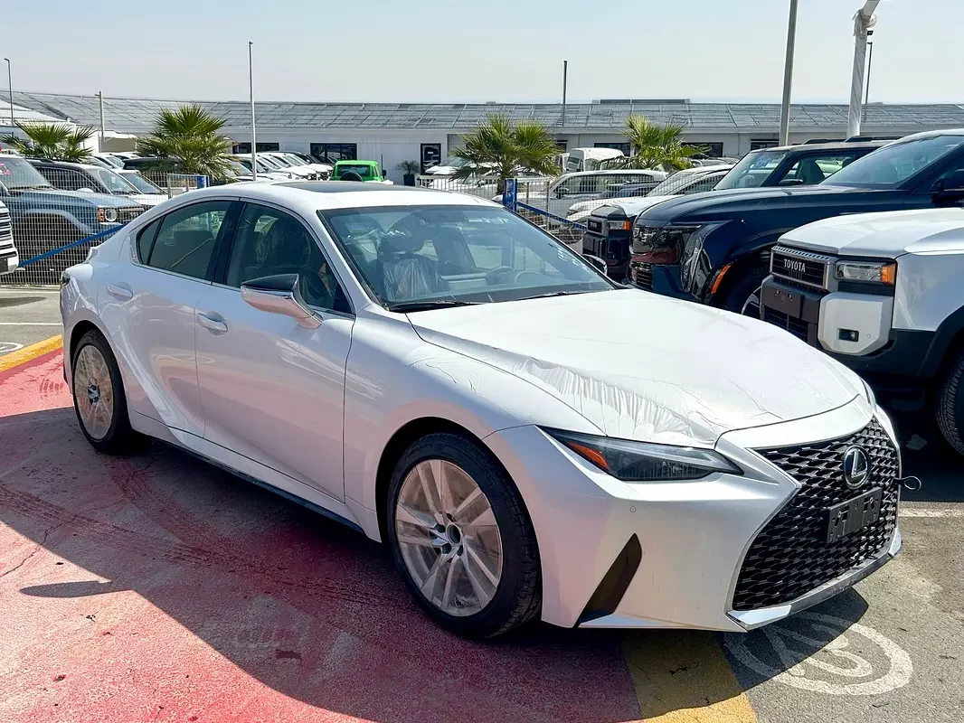 Lexus IS-Series