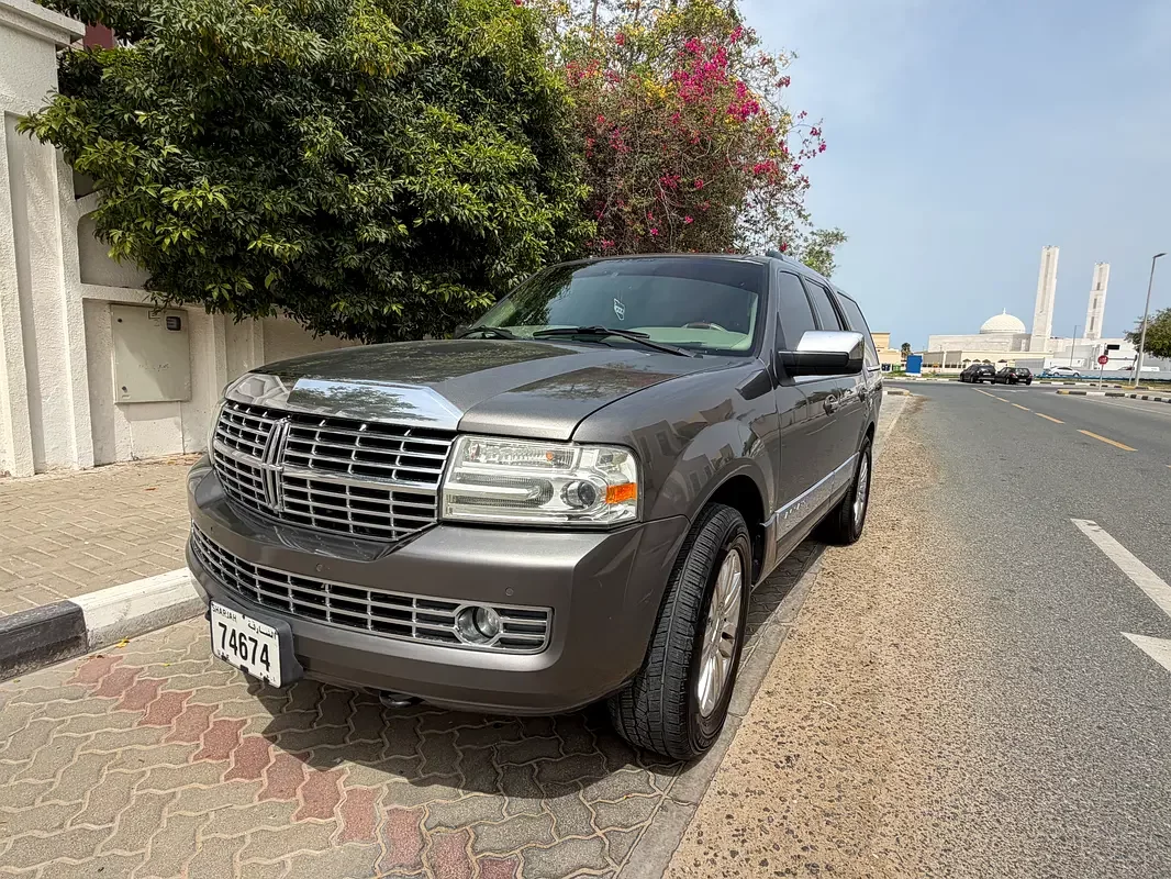 Lincoln Navigator, 2013 — купить с доставкой из ОАЭ