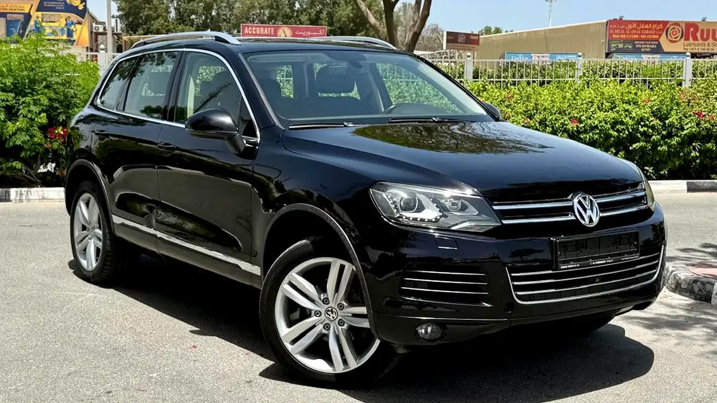 Volkswagen Touareg, 2013 — купить с доставкой из ОАЭ