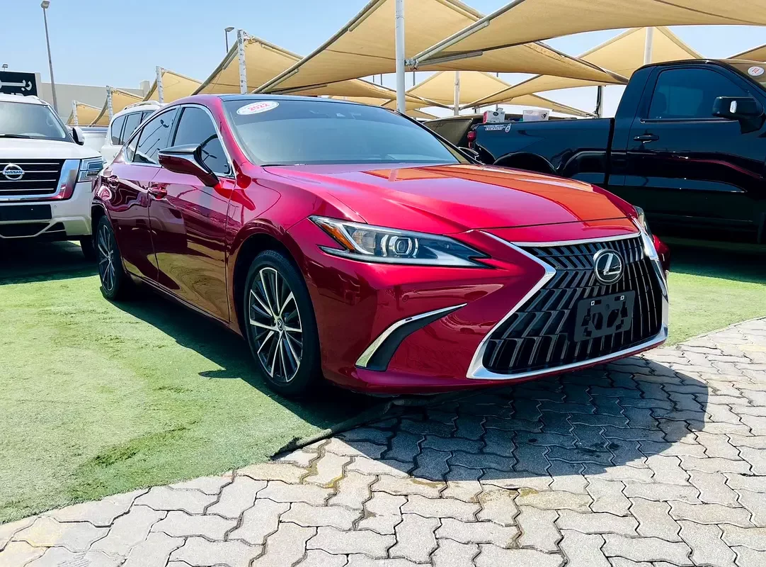 Lexus ES-Series