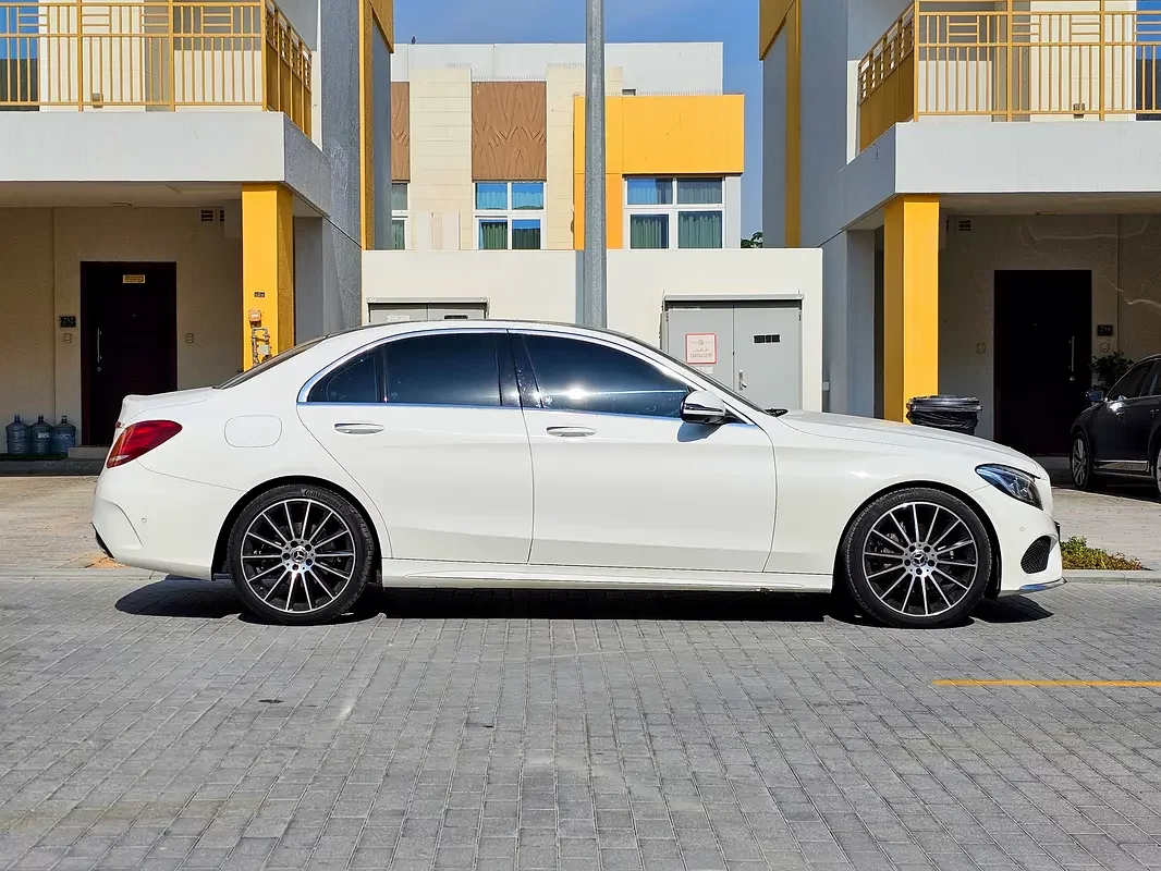 Mercedes-Benz C-Class