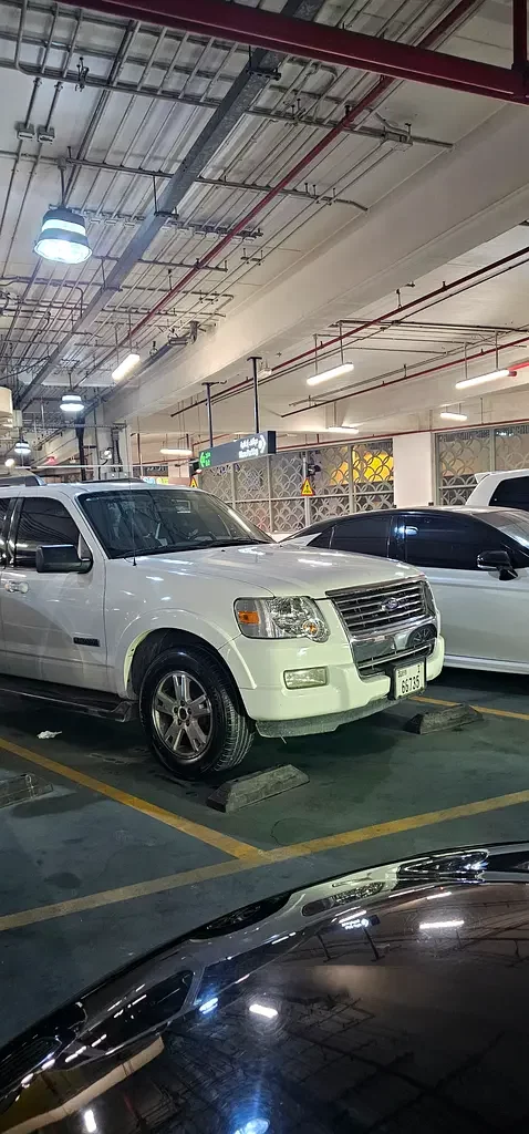 Ford Explorer, 2008 — купить с доставкой из ОАЭ