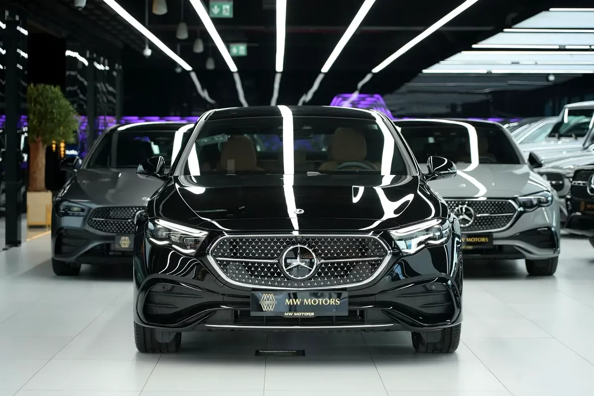 Mercedes-Benz E-Class, 2026 — купить с доставкой из ОАЭ