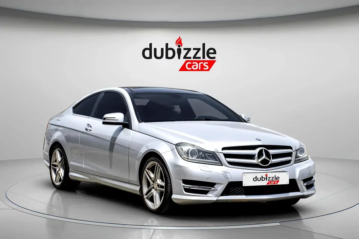 Mercedes-Benz C-Class, 2015 — купить с доставкой из ОАЭ