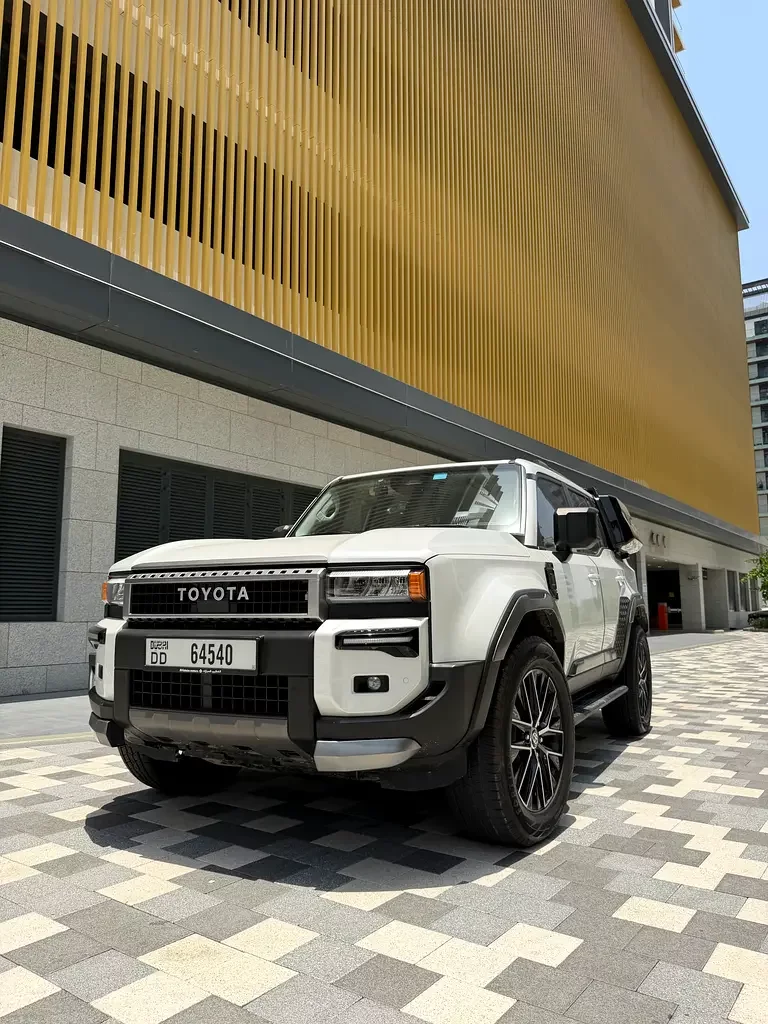 Toyota Prado, 2025 — купить с доставкой из ОАЭ