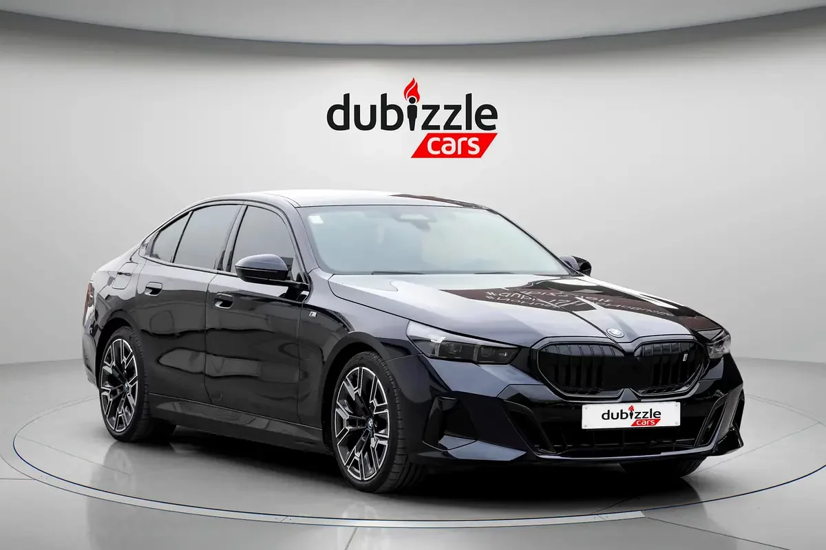 BMW i5, 2024 — купить с доставкой из ОАЭ