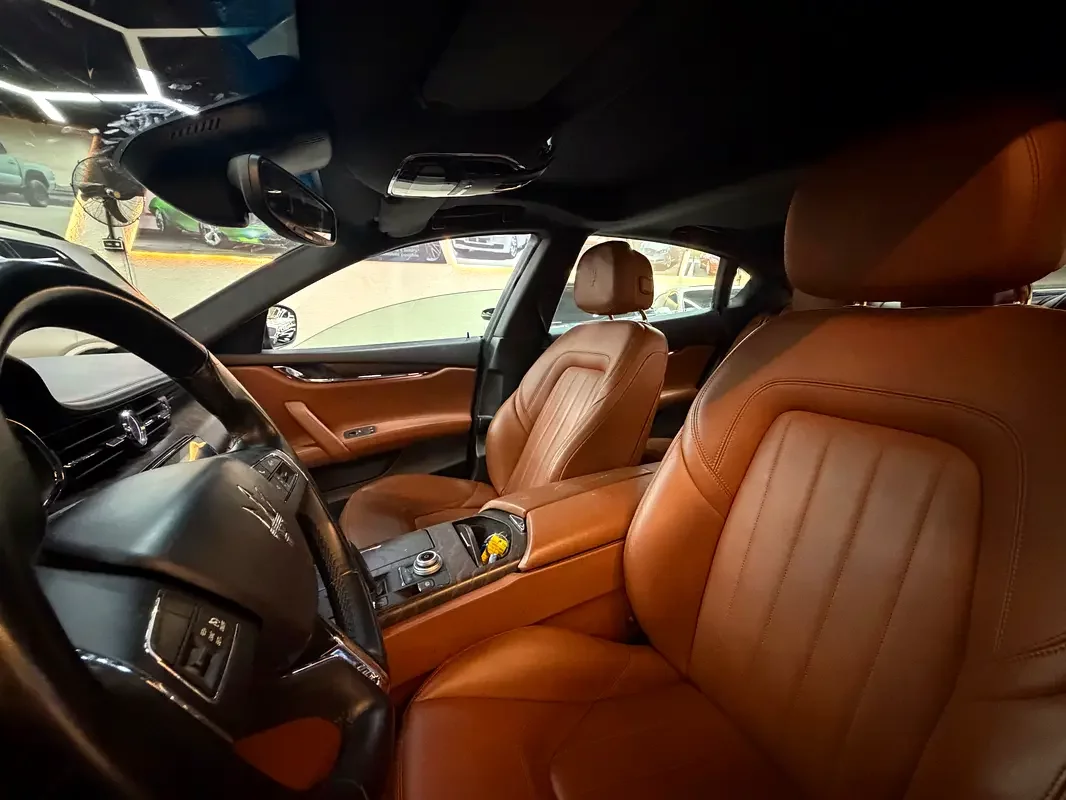 Maserati Quattroporte