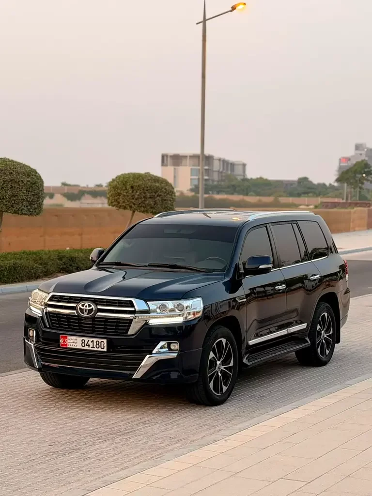 Toyota Land Cruiser, 2019 — купить с доставкой из ОАЭ