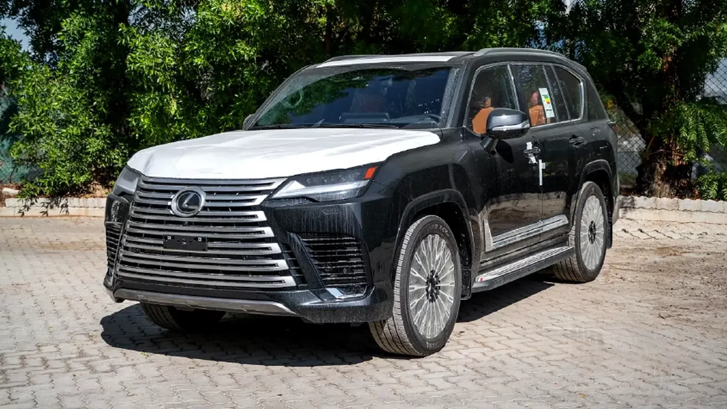 Lexus LX-Series, 2026 — купить с доставкой из ОАЭ
