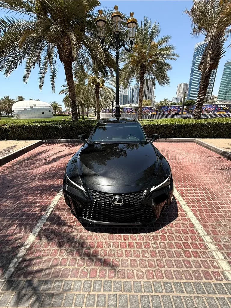 Lexus IS-Series, 2024 — купить с доставкой из ОАЭ