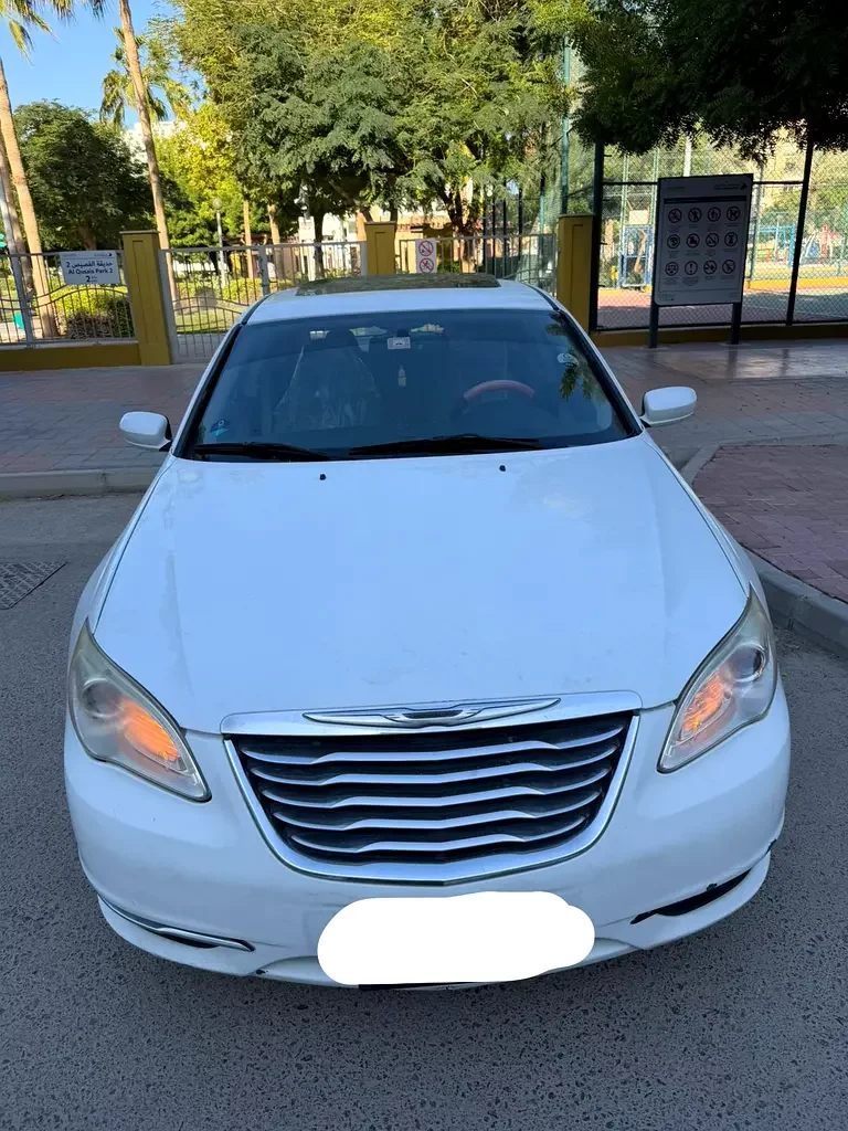 Chrysler 200/200C EV
