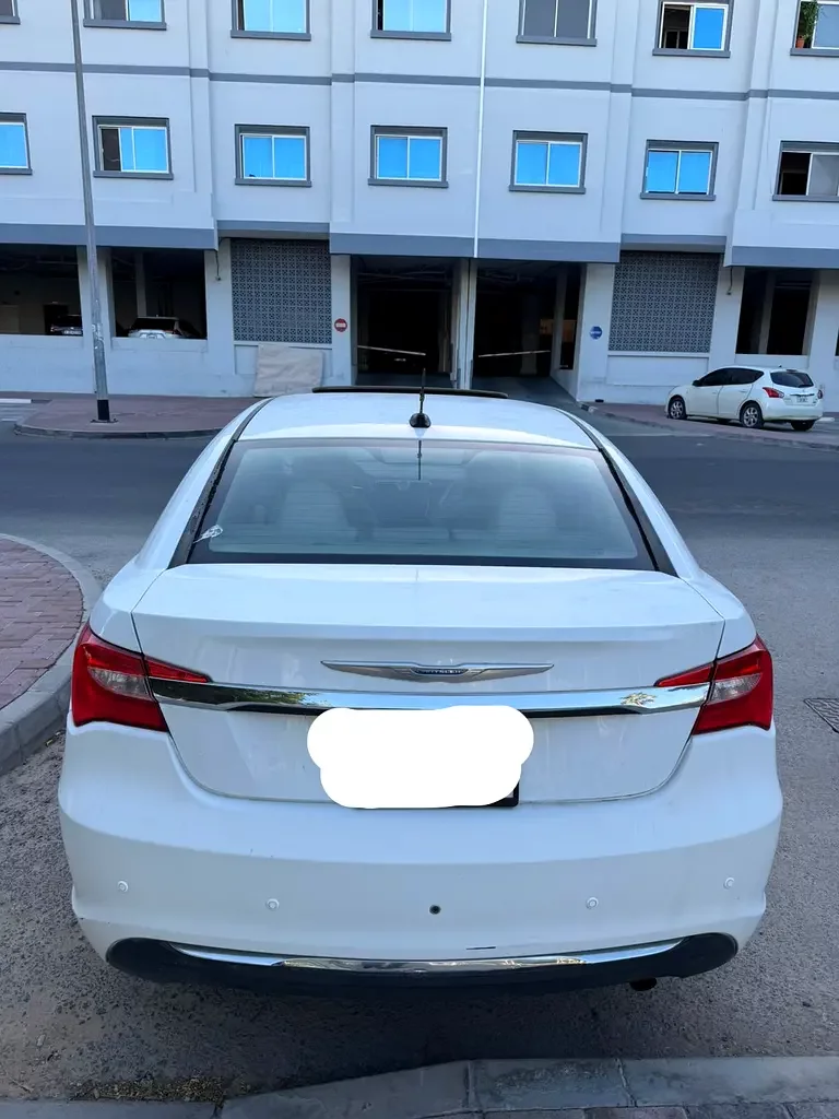 Chrysler 200/200C EV