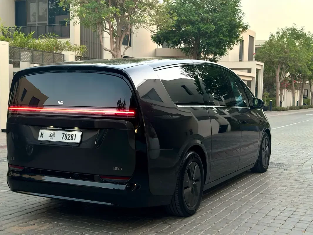 Li Auto Mega
