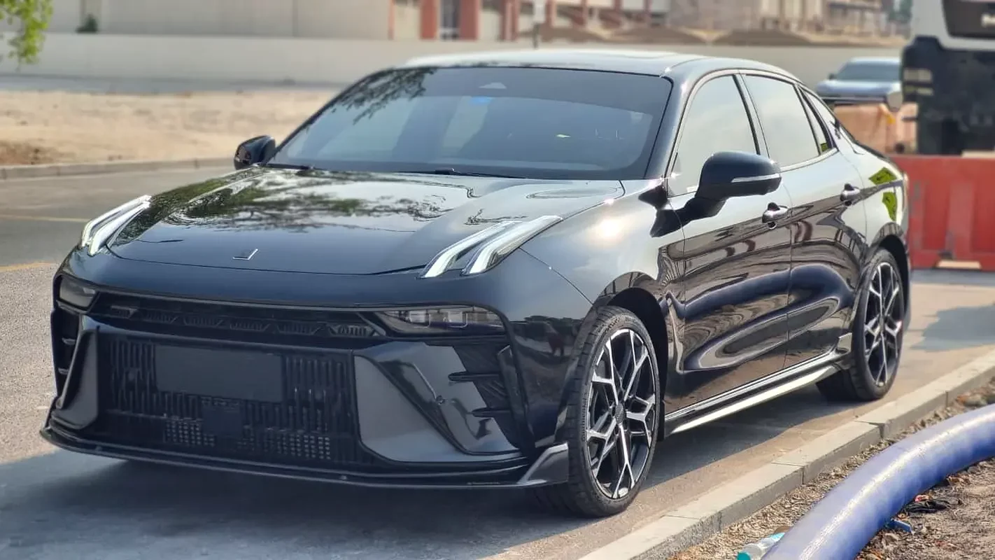 Lynk & Co 03+