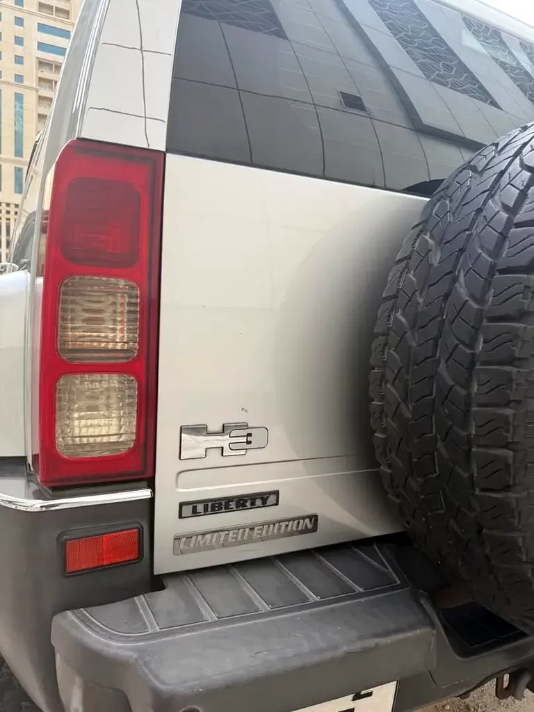 Hummer H3