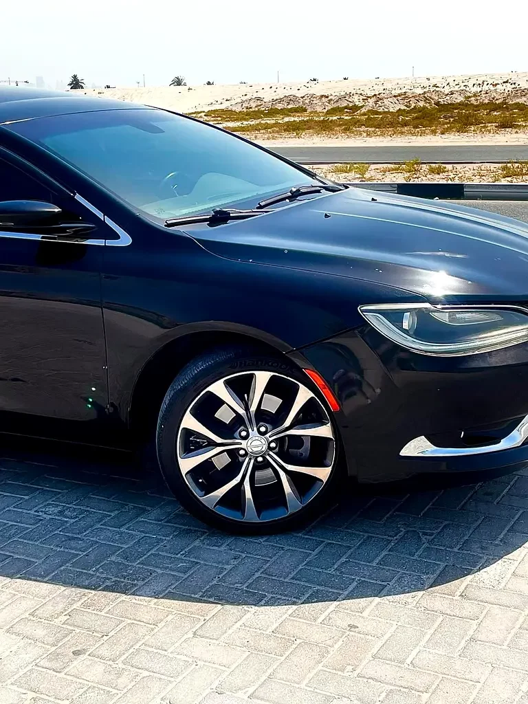 Chrysler 200/200C EV