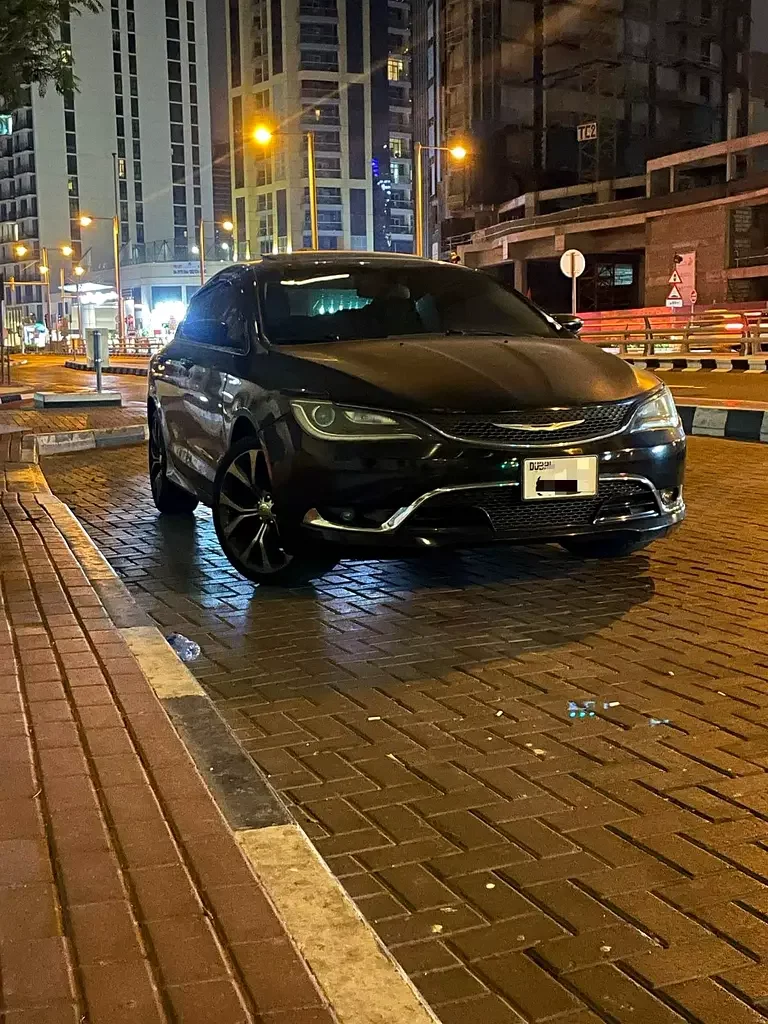Chrysler 200/200C EV
