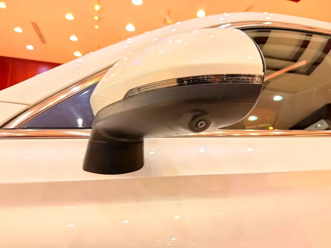 Skywell ET5