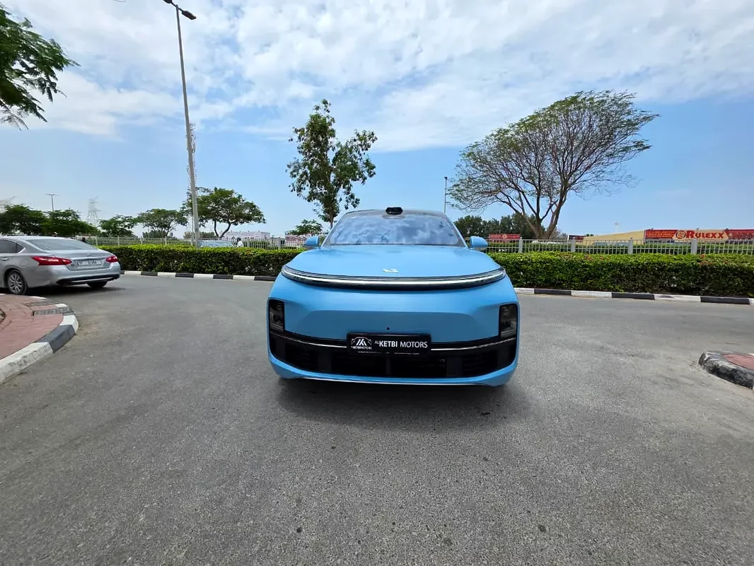 Li Auto L8