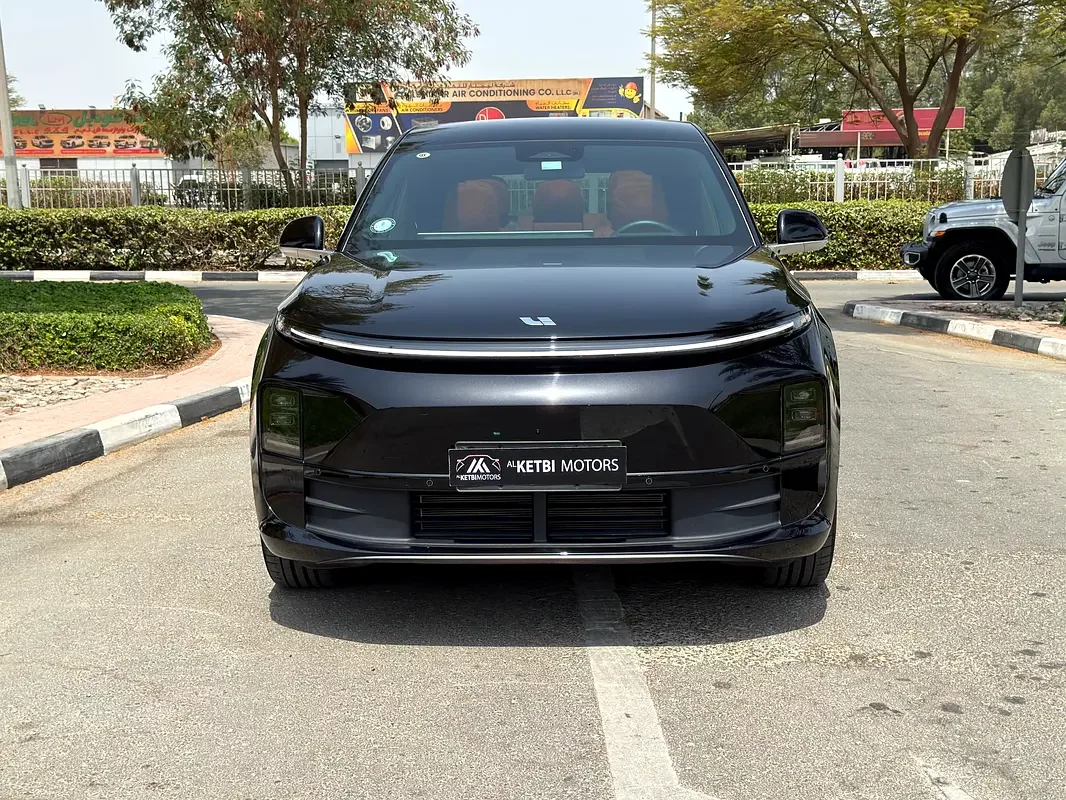 Li Auto L6