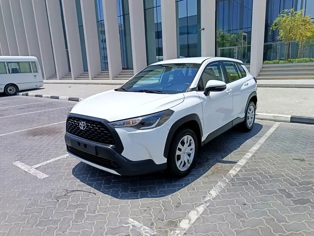 Toyota Corolla Cross, 2024 — купить с доставкой из ОАЭ