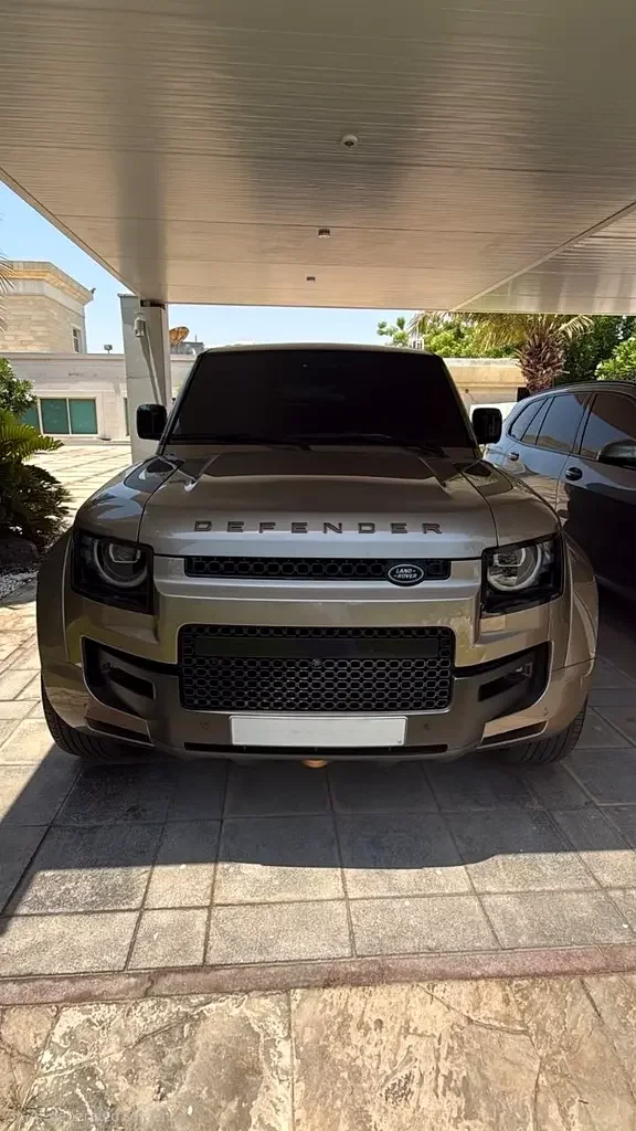 Land Rover Defender, 2026 — купить с доставкой из ОАЭ