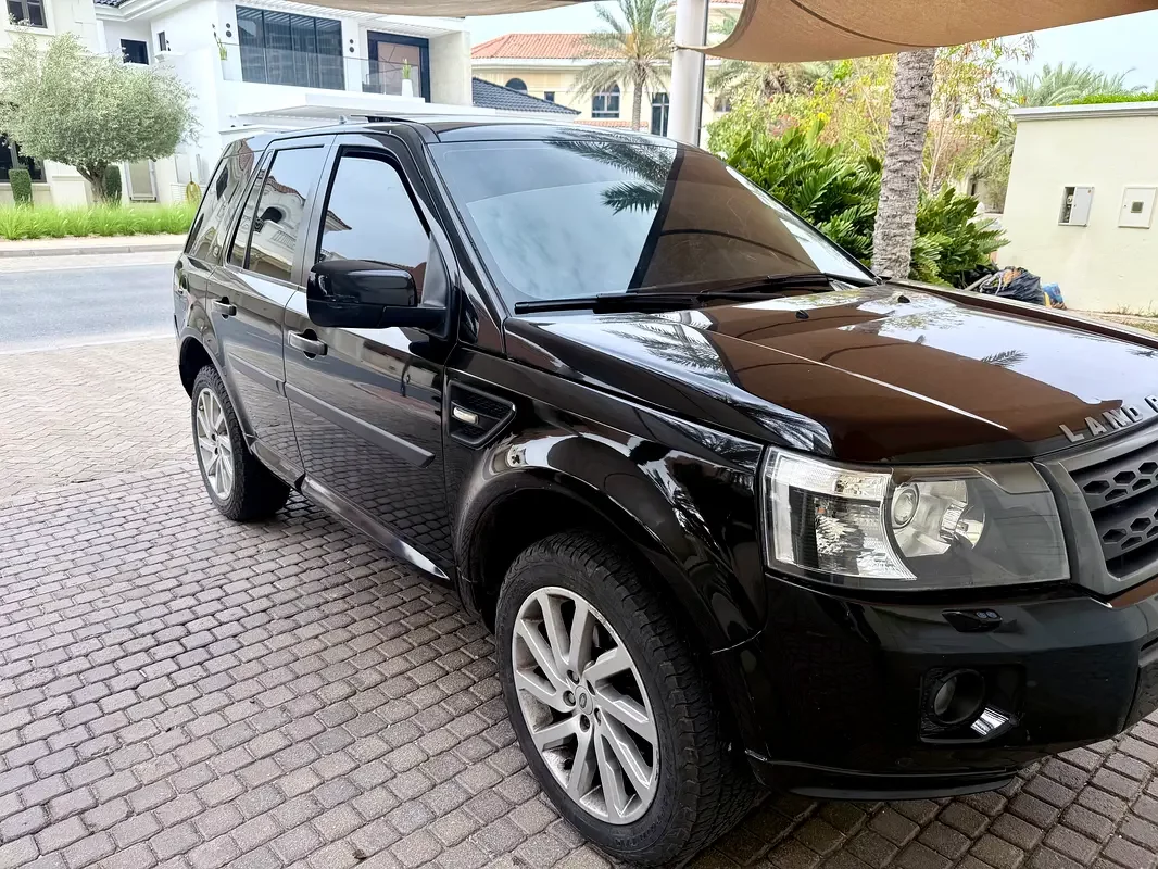 Land Rover LR2