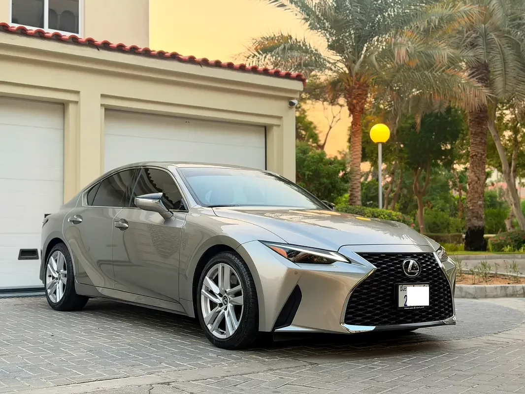 Lexus IS-Series
