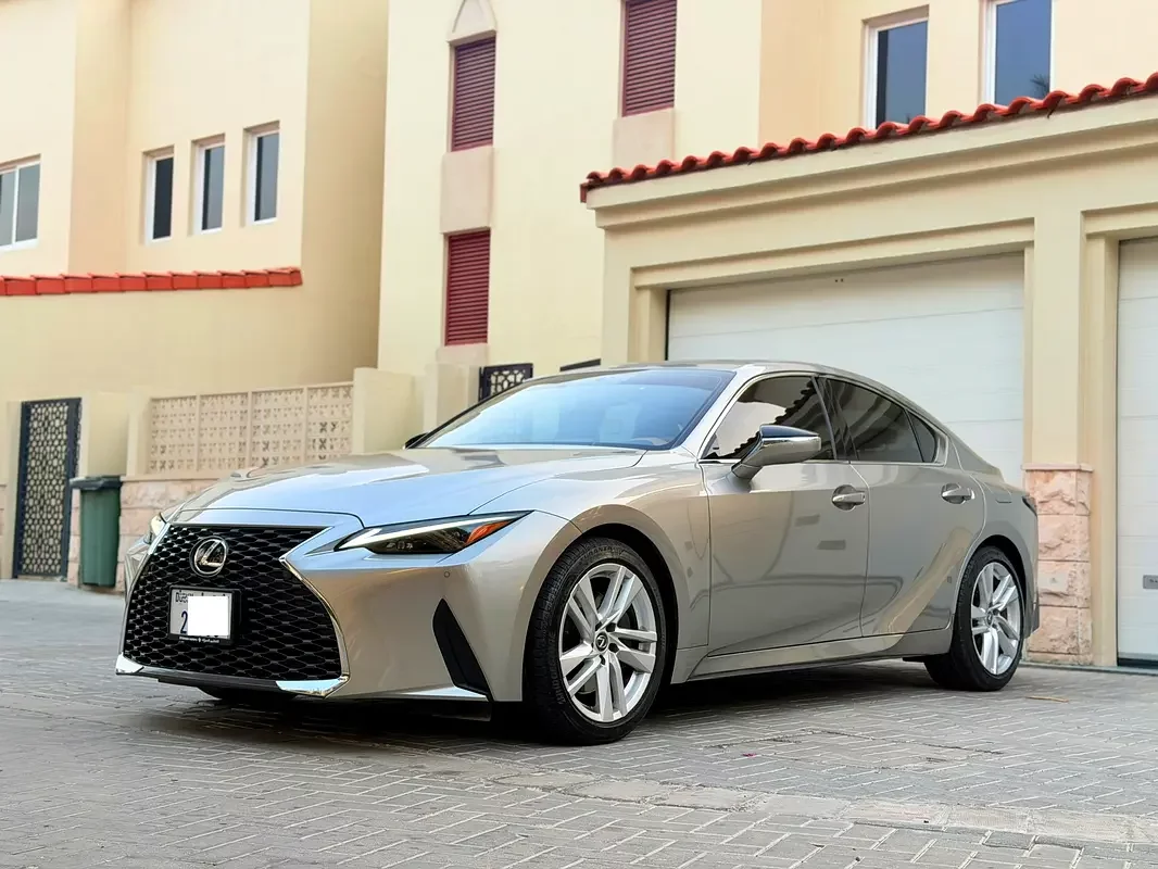 Lexus IS-Series