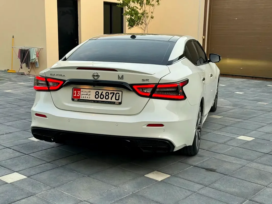 Nissan Maxima