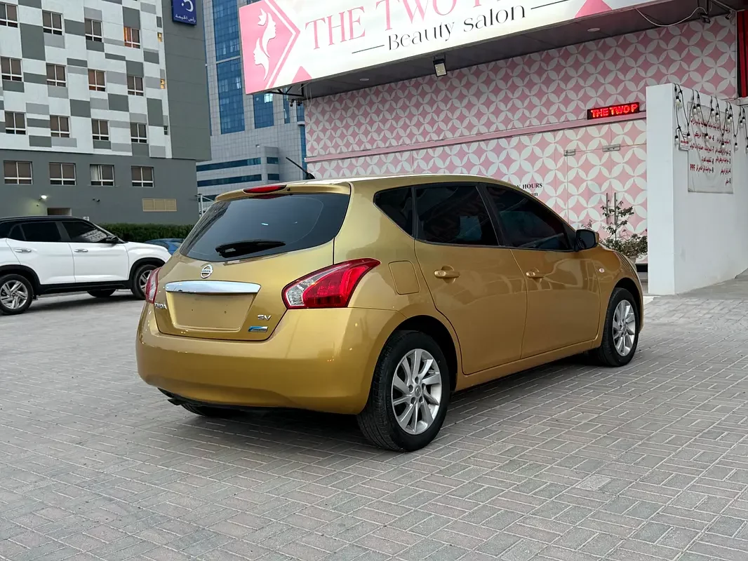 Nissan Tiida