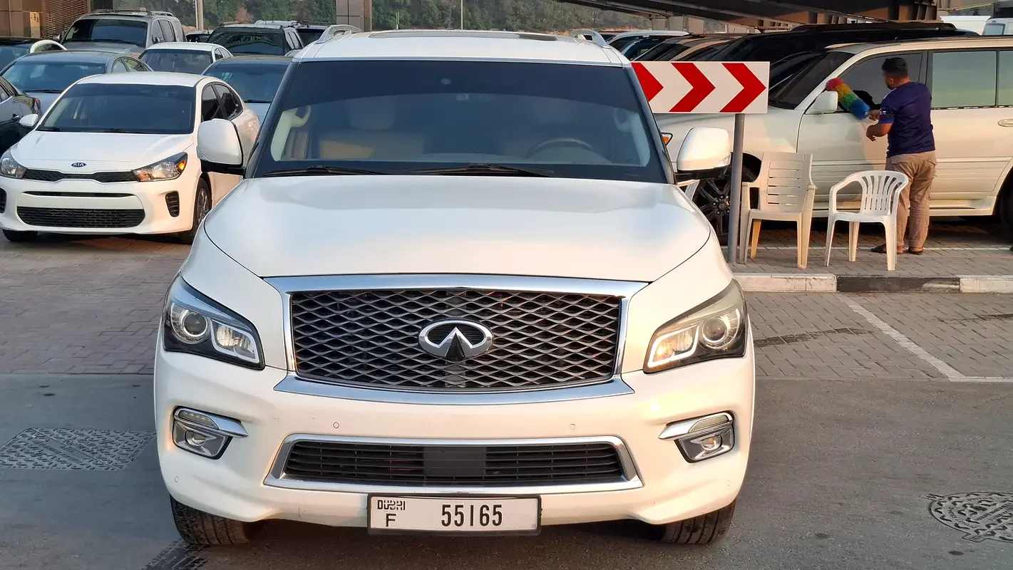Infiniti QX80