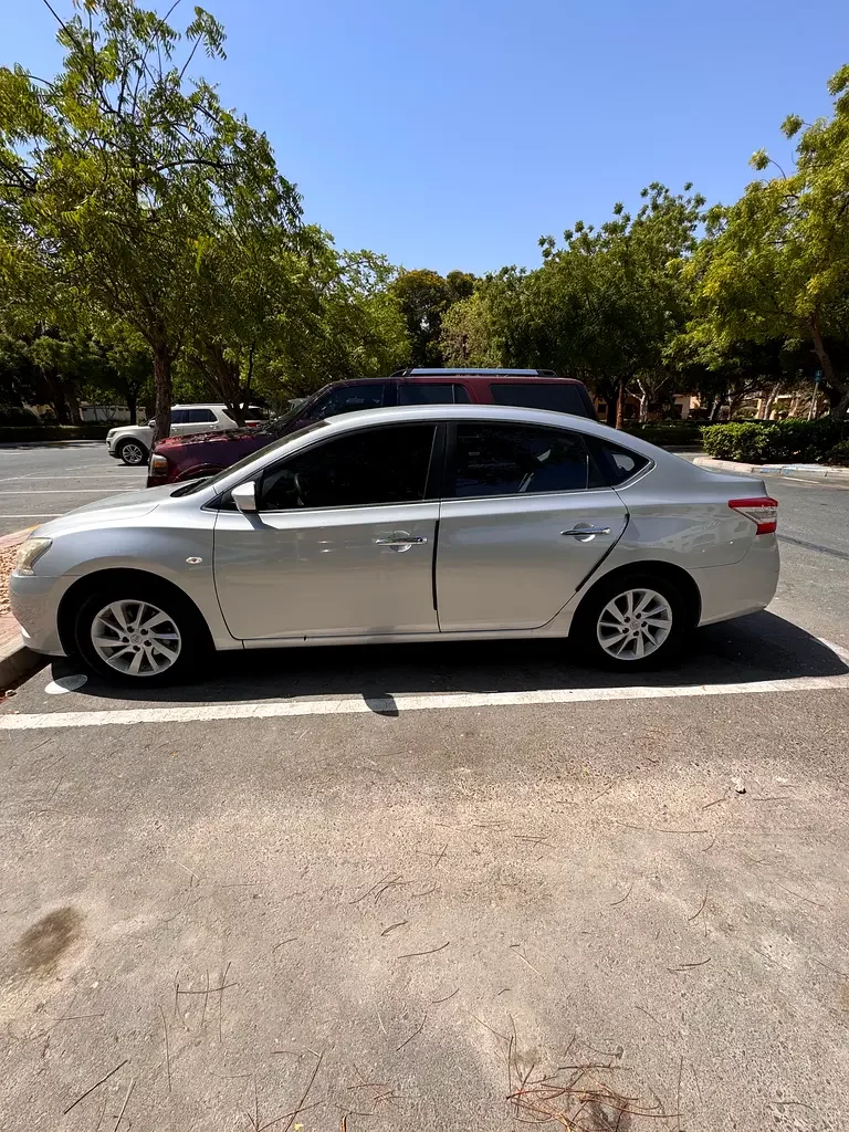 Nissan Sentra, 2017 — купить с доставкой из ОАЭ