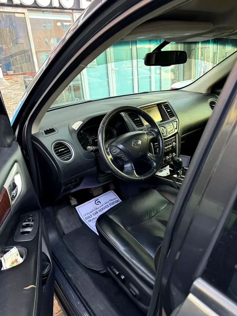 Nissan Pathfinder, 2014 — купить с доставкой из ОАЭ