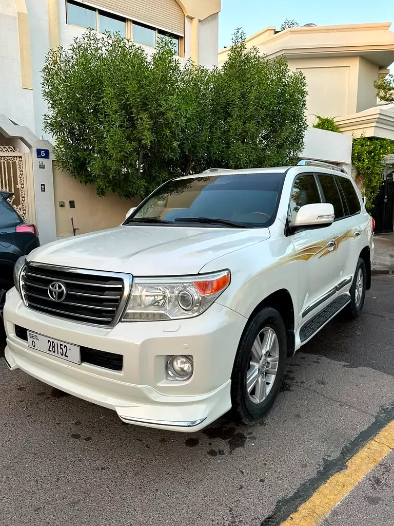 Toyota Land Cruiser, 2014 — купить с доставкой из ОАЭ