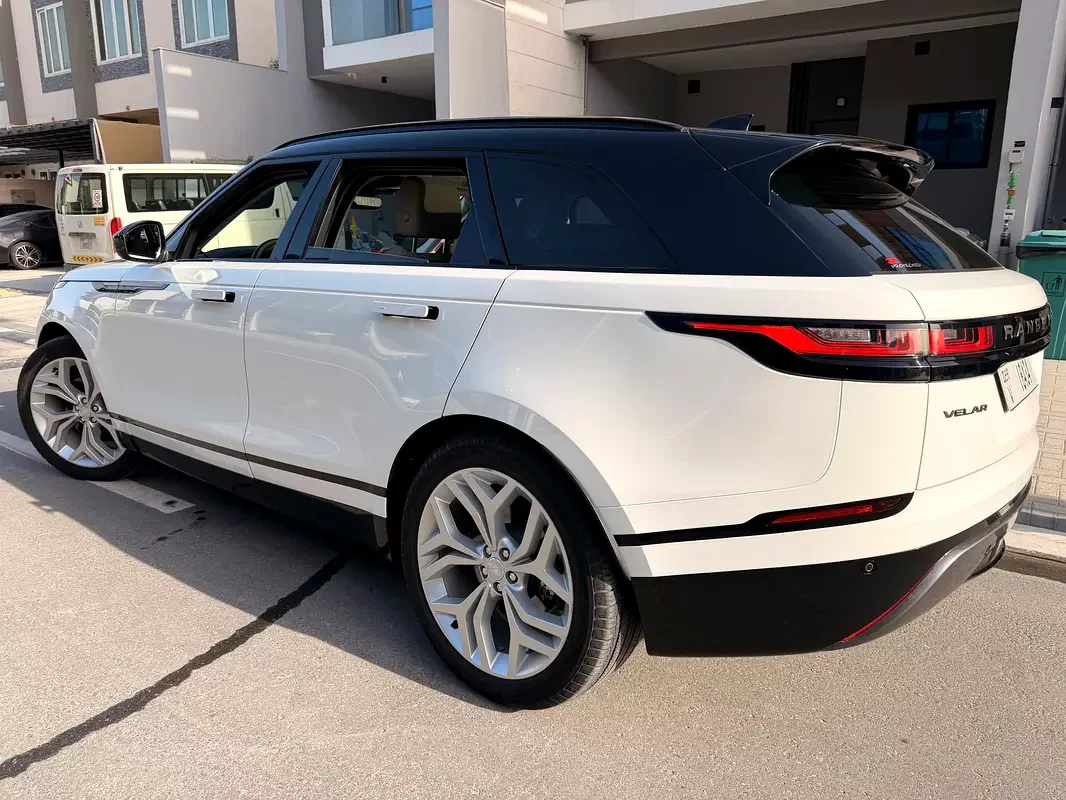 Land Rover Range Rover Velar, 2022 — купить с доставкой из ОАЭ