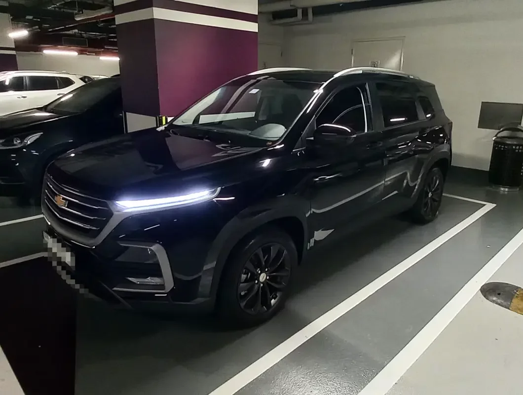 Chevrolet Captiva, 2023 — купить с доставкой из ОАЭ