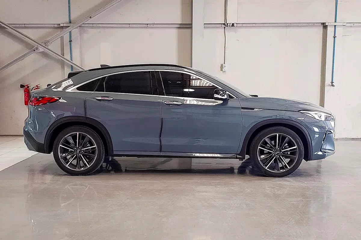 Infiniti QX55