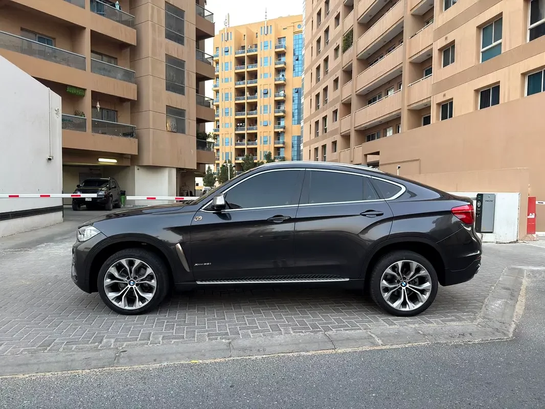 BMW X6