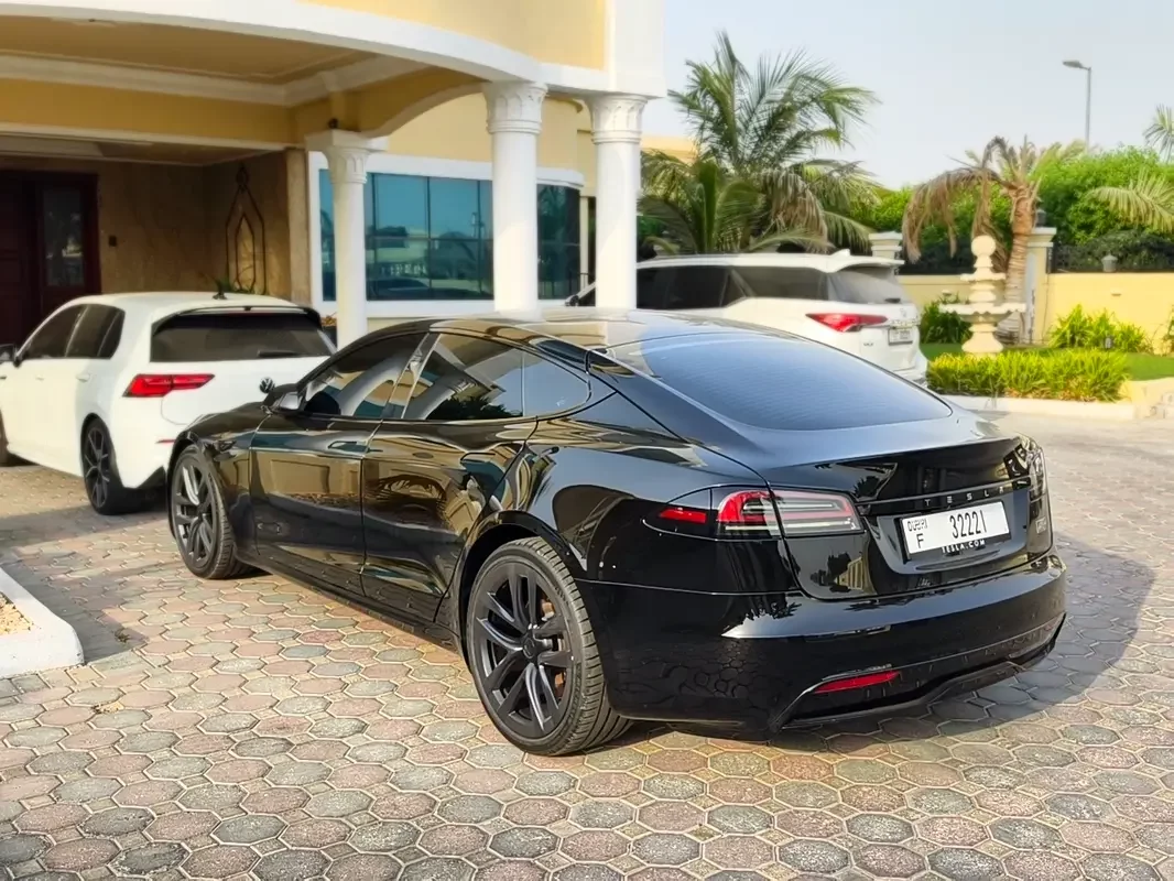 Tesla Model S