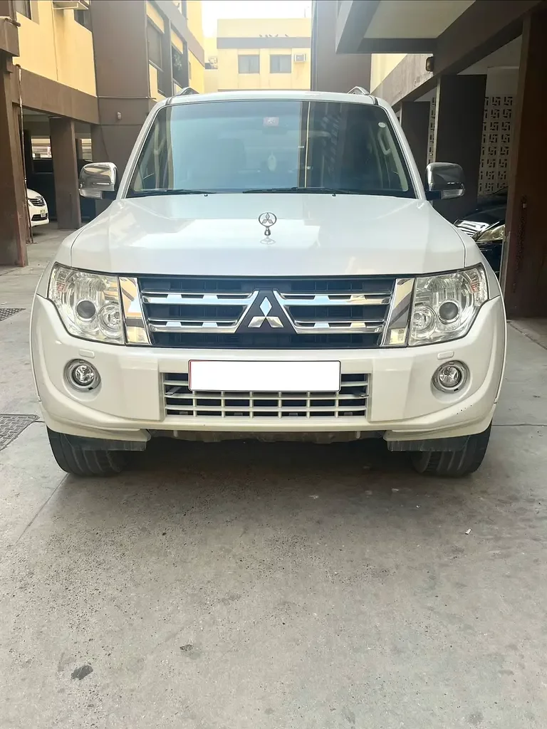 Mitsubishi Pajero, 2014 — купить с доставкой из ОАЭ