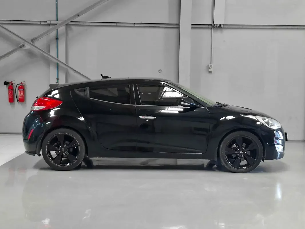 Hyundai Veloster