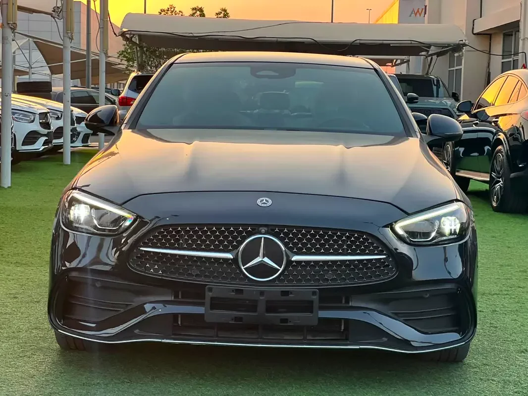 Mercedes-Benz C-Class, 2023 — купить с доставкой из ОАЭ