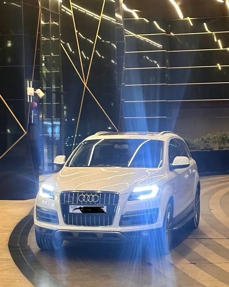 Audi Q7, 2013 — купить с доставкой из ОАЭ