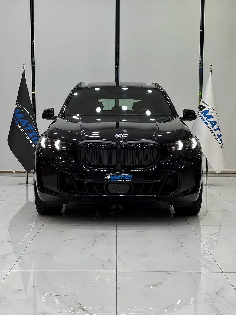 BMW X5, 2026 — купить с доставкой из ОАЭ