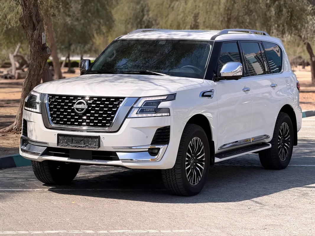 Nissan Patrol, 2023 — купить с доставкой из ОАЭ